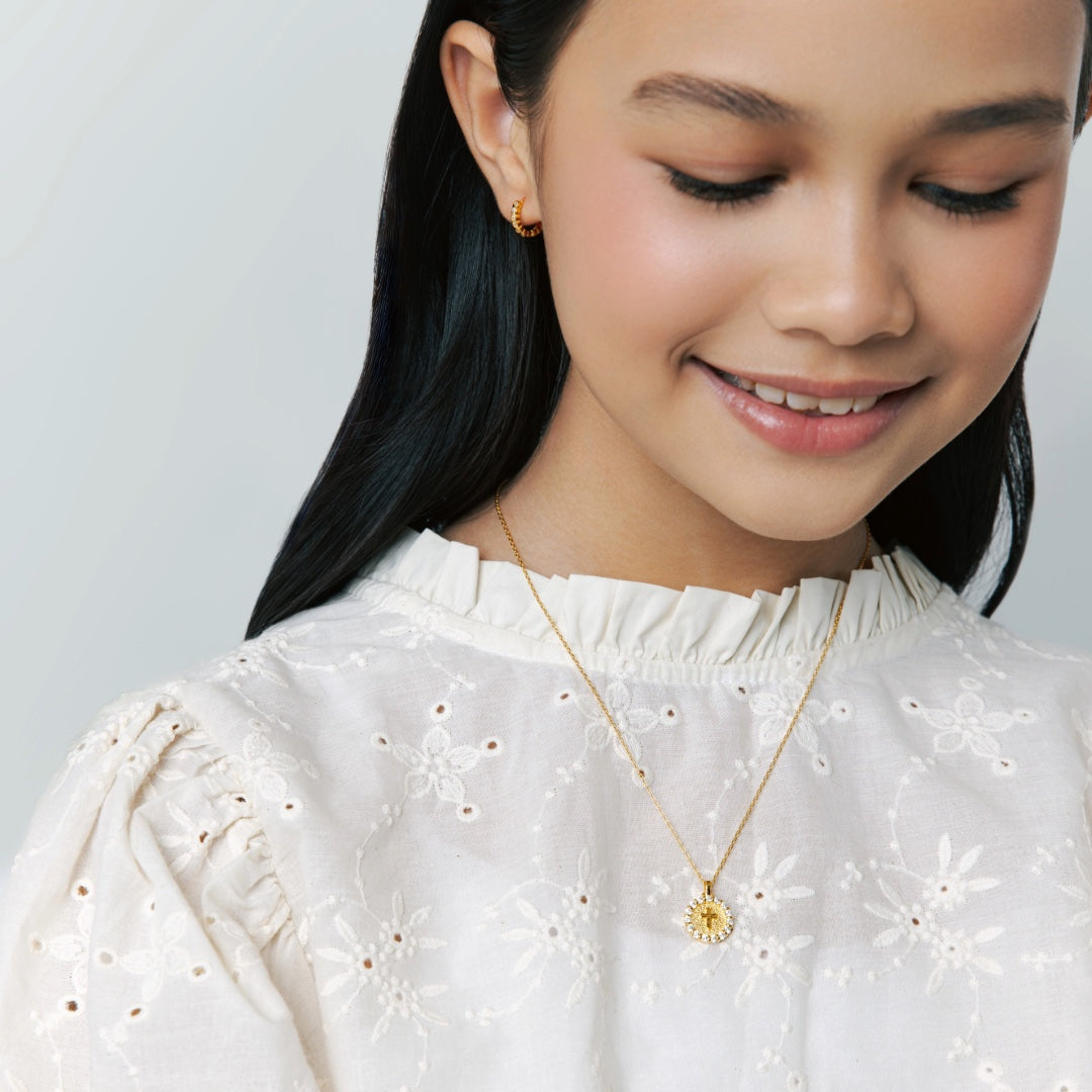 Blue Francis in Fashionably Petite: Accessories Holiday Gift Guide 2025